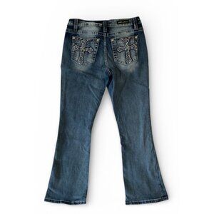 Stella In Dreams Mid-Rise Boot Cut Jeans 17/33 Lightly Distressed Med Wash